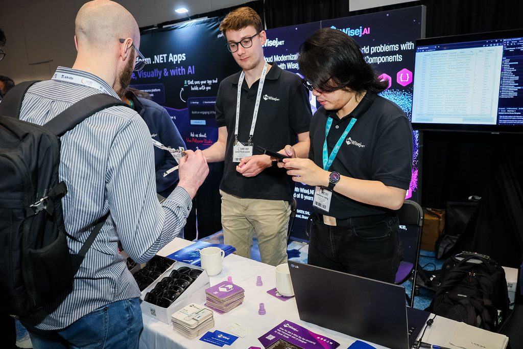 VS Live 2025 – Booth Visits